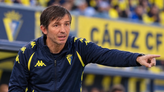 Albert Celades durante un partido del Cádiz CF en Segunda División